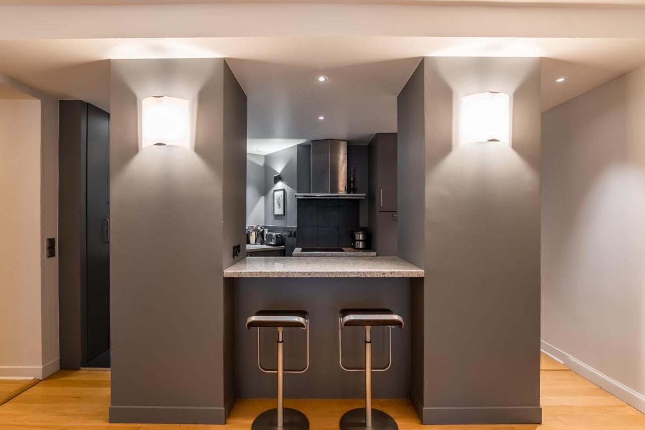 Veeve - Pompidou Hideaway Apartment Париж Екстериор снимка